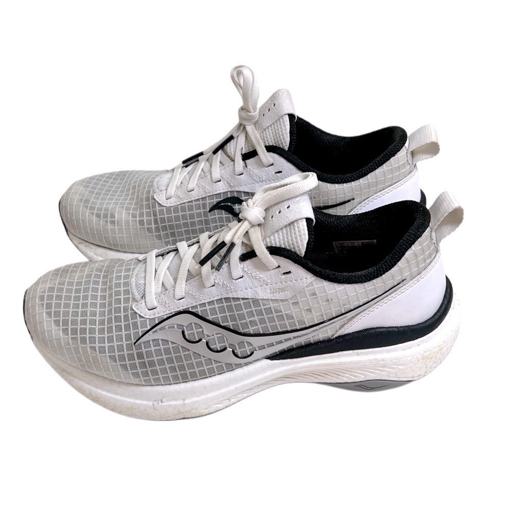 Saucony Endorphin Shift Womens White Black Silver Grid Running Shoes 10